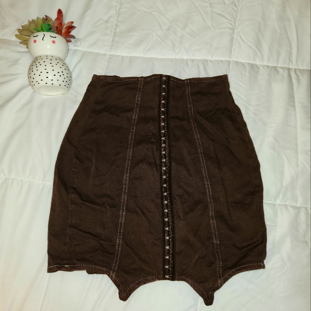 High wasted denim mini skirt